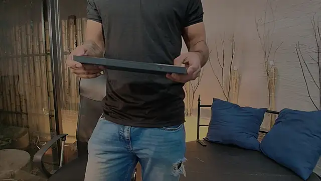 MarcoVitto online show from October 2025 11:23:02 AM