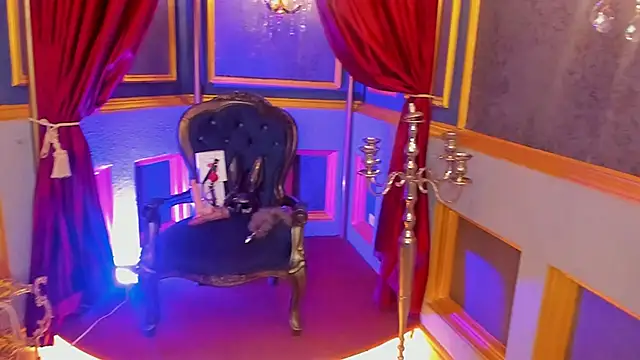 MarcoVitto online show from December 2025 12:18:01 PM