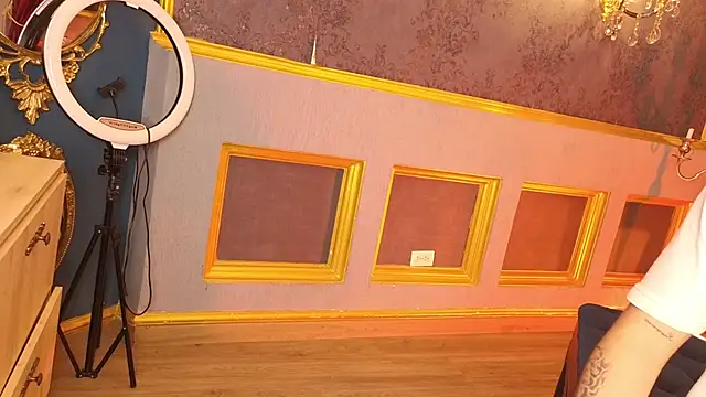 Snapshot of MarcoVitto chatting on November 2025 07:41:02 PM MarcoVitto online show from November 2025 07:41:02 PM