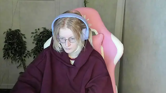 ElizabethHarpper online show from November 2025 12:44:02 AM