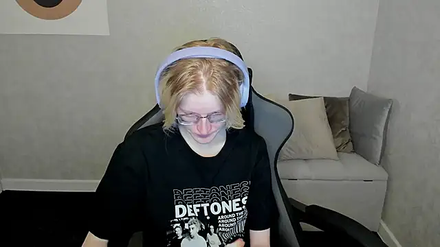 Snapshot of ElizabethHarpper chatting on September 2025 01:12:02 AM ElizabethHarpper online show from September 2025 01:12:02 AM