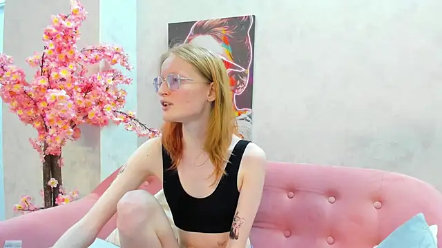 Snapshot of ElizabethHarpper chatting on February 2025 03:15:02 PM ElizabethHarpper online show from February 2025 03:15:02 PM