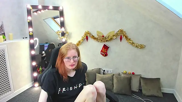 Snapshot of ElizabethHarpper chatting on January 2025 04:41:01 AM ElizabethHarpper online show from January 2025 04:41:01 AM