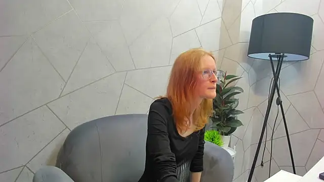 Snapshot of ElizabethHarpper chatting on February 2025 09:07:02 AM ElizabethHarpper online show from February 2025 09:07:02 AM