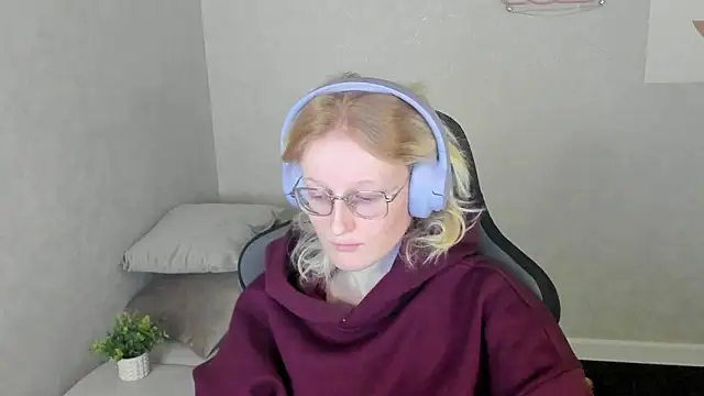 ElizabethHarpper online show from November 2025 01:09:01 AM