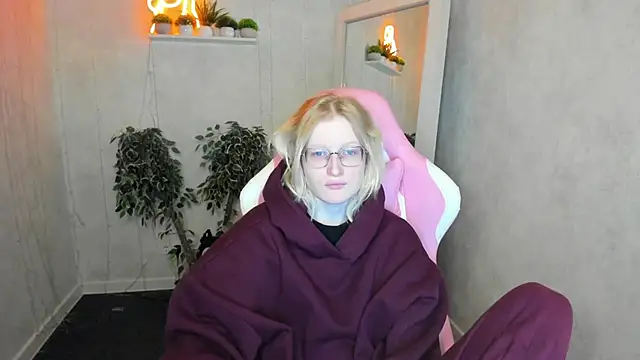 ElizabethHarpper online show from November 2025 01:39:02 AM