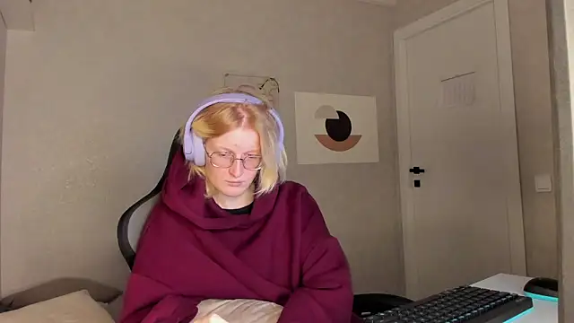 ElizabethHarpper online show from November 2025 01:21:02 AM