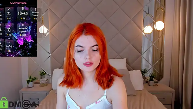 Snapshot of CharlotteMitchell chatting on October 2025 12:12:02 AM CharlotteMitchell online show from October 2025 12:12:02 AM