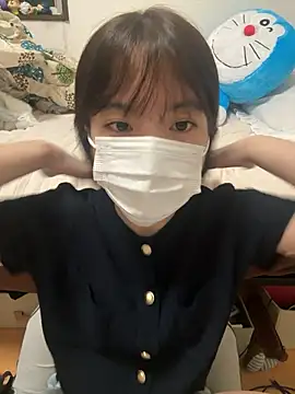 Snapshot of RIRI_Chan_ chatting on July 2026 11:44:02 AM RIRI Chan online show from July 2026 11:44:02 AM