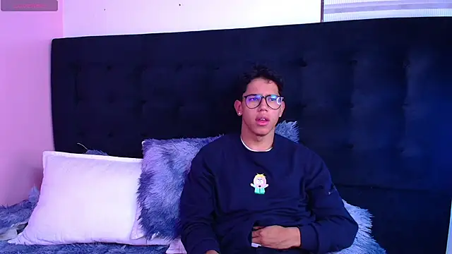 RyanPricee online show from November 2025 04:13:01 AM