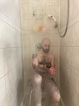 Faded-Solo online show from October 2025 05:57:02 PM