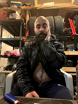 Faded-Solo online show from November 2025 04:01:02 AM