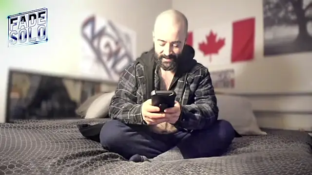 Faded-Solo online show from November 2025 03:15:01 PM