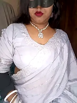 Hot muskaan online show from April 2026 04:41:01 PM