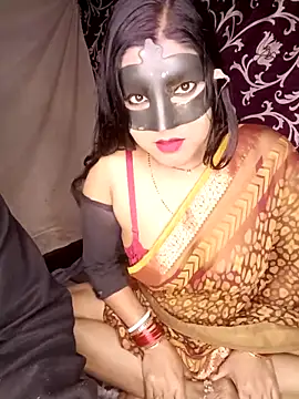 Hot muskaan online show from February 2026 07:10:01 PM