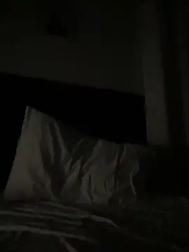 Snapshot of tcadle1824 chatting on April 2026 01:34:01 AM tcadle1824 online show from April 2026 01:34:01 AM