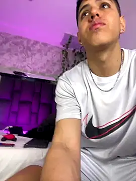 Snapshot of Angel_Khouri chatting on September 2025 03:56:01 AM Angel Khouri online show from September 2025 03:56:01 AM