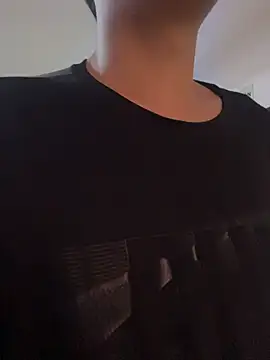 Angel Khouri online show from December 2025 04:06:01 AM