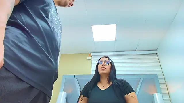 DAVID VICTORIAA online show from March 2026 01:11:01 PM