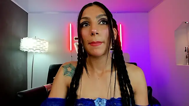 miss   evangeline online show from February 2026 02:07:02 AM