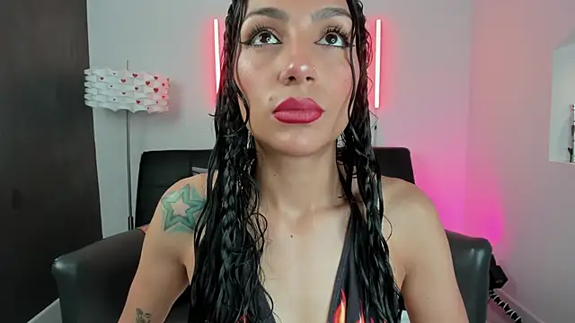 miss   evangeline online show from May 2026 02:32:01 AM