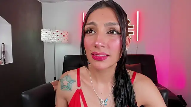 miss   evangeline online show from May 2026 02:33:01 AM
