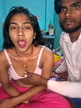 Snapshot of Virl_clople chatting on January 2025 06:04:01 PM Virl clople online show from January 2025 06:04:01 PM