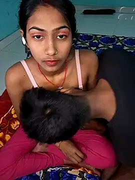 Snapshot of Virl_clople chatting on February 2025 05:30:01 PM Virl clople online show from February 2025 05:30:01 PM