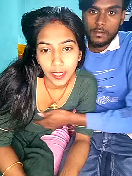 Snapshot of Virl_clople chatting on January 2025 05:28:01 PM Virl clople online show from January 2025 05:28:01 PM