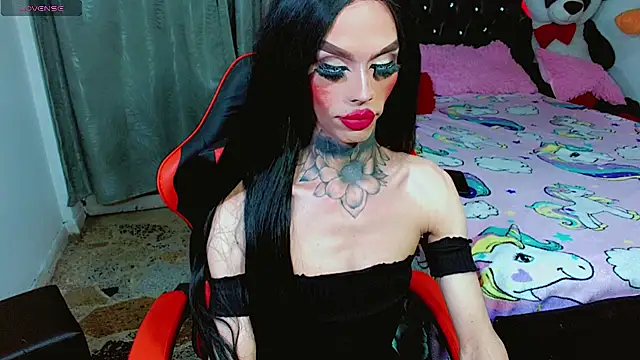 Alextwink online show from November 2025 06:30:01 PM