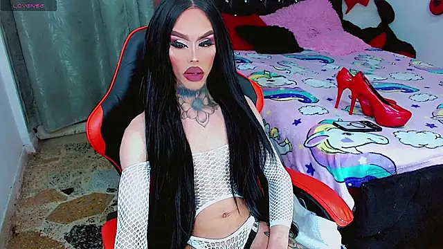 Alextwink online show from November 2025 06:30:02 PM