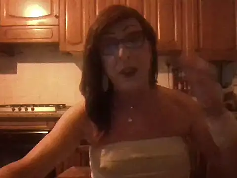 Tiabet online show from March 2026 09:00:02 PM