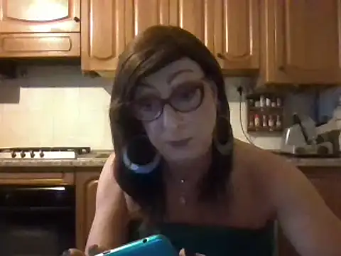 Tiabet online show from February 2026 09:00:02 PM