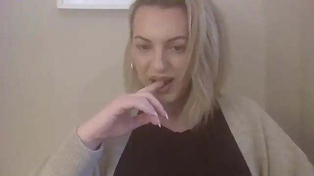 Gigi-Honey online show from December 2025 01:38:02 PM