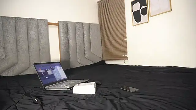 womantall99 online show from March 2026 01:02:02 PM