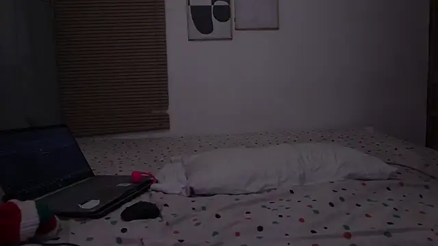 womantall99 online show from March 2026 11:54:01 AM