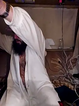 StruggleSnuggles online show from November 2025 02:45:02 AM