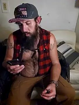 StruggleSnuggles online show from November 2025 01:10:01 AM