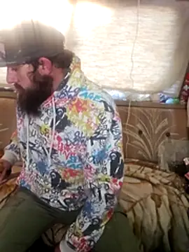 StruggleSnuggles online show from October 2025 10:52:02 PM