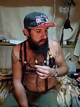 StruggleSnuggles online show from October 2025 08:46:02 AM