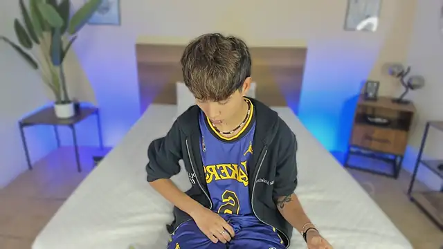 Brian-Ausslos online show from November 2025 04:55:02 AM