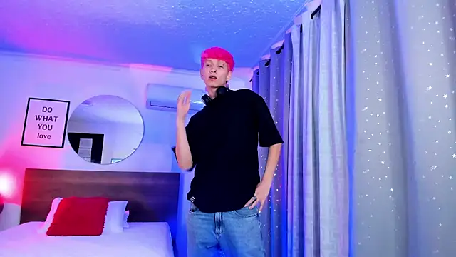 Brian-Ausslos online show from March 2025 04:32:02 AM