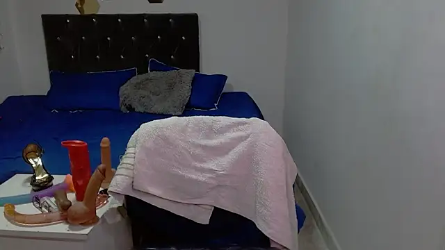 brittanysexhot online show from September 2025 07:09:02 PM