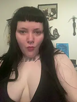 Gothicsiren online show from February 2025 04:40:02 PM