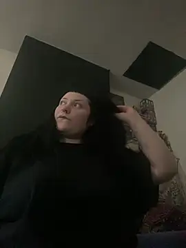 Gothicsiren online show from March 2025 05:15:02 PM