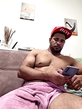 Snapshot of Randy527 chatting on September 2025 01:33:01 AM Randy527 online show from September 2025 01:33:01 AM