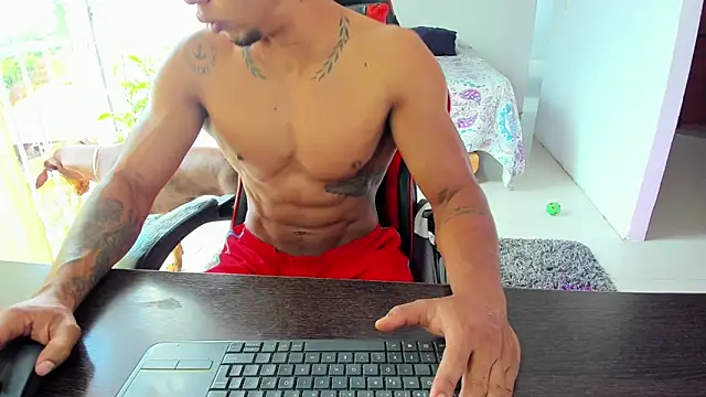 Adam Valenciia online show from September 2025 08:49:01 PM