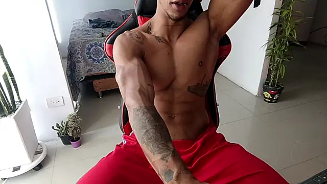 Snapshot of Adam_Valenciia chatting on December 2025 08:36:01 PM Adam Valenciia online show from December 2025 08:36:01 PM