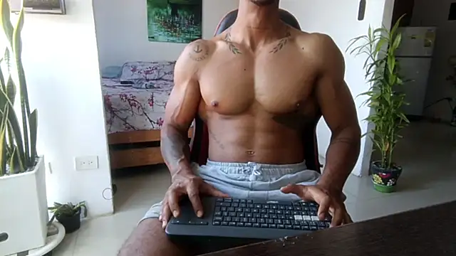Adam Valenciia online show from May 2026 02:42:02 PM