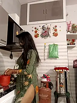 Best-Couple online show from November 2025 03:09:02 AM